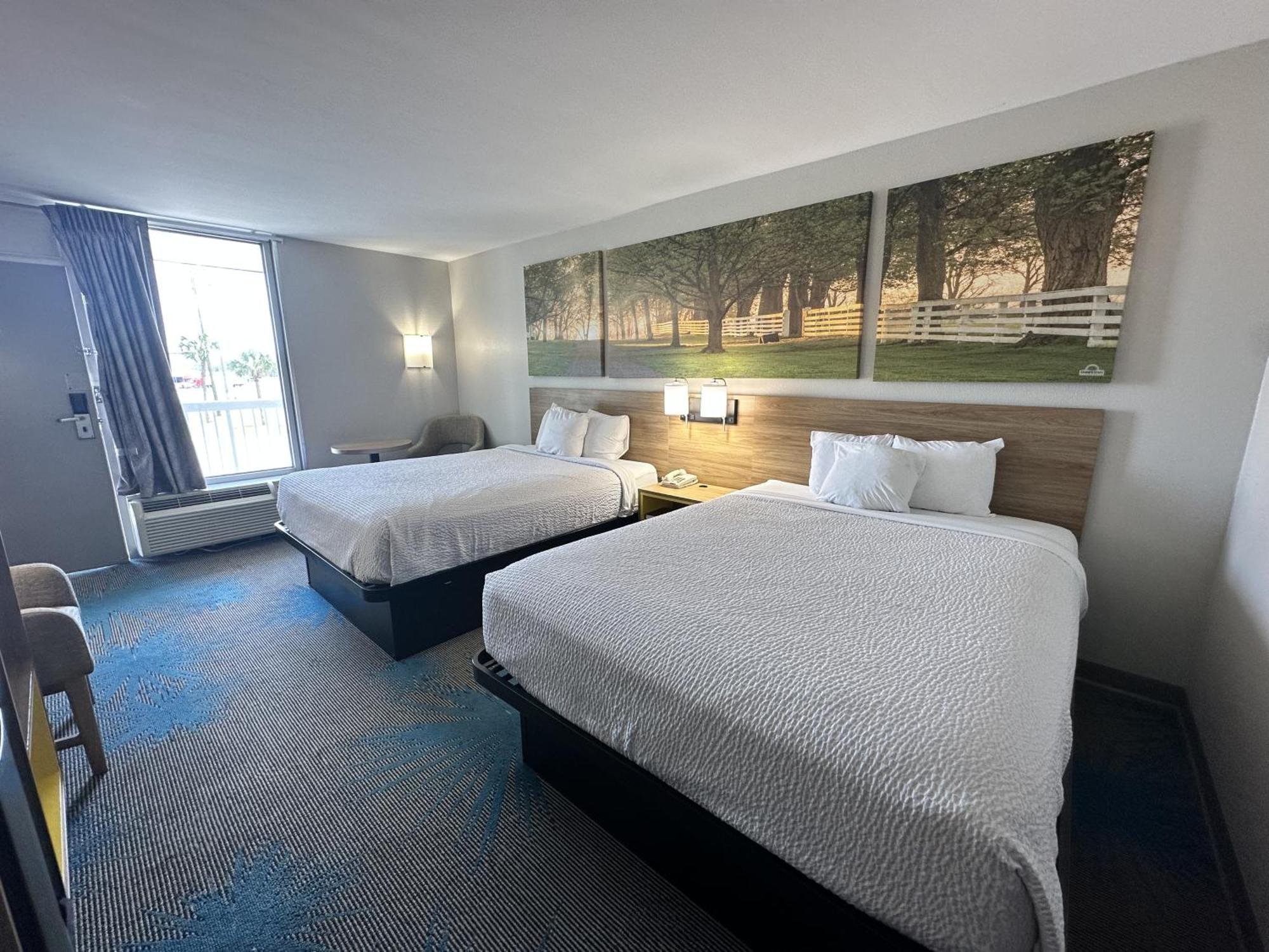 Days Inn By Wyndham Adel I-75 Kültér fotó