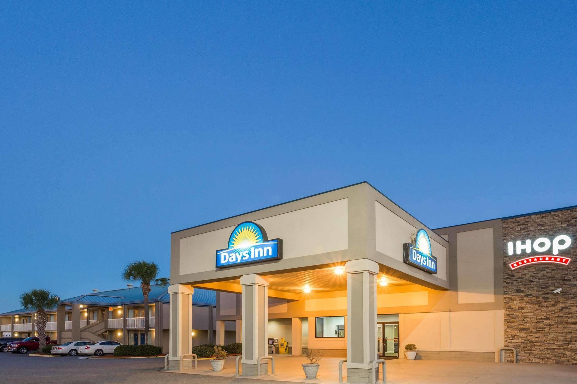 Days Inn By Wyndham Adel I-75 Kültér fotó